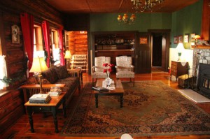 Cosy Interior Chilcotin Lodge